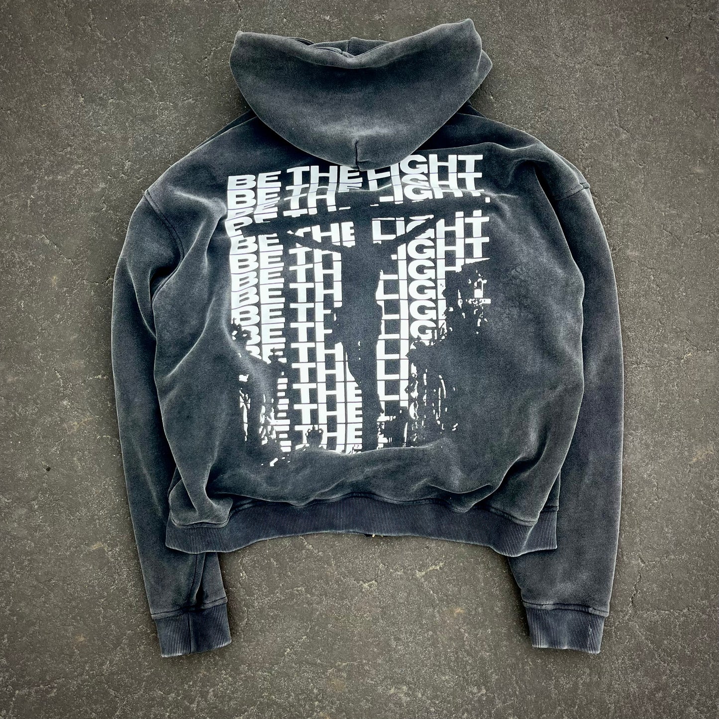 "BE THE LIGHT" FULL SWEATSUIT