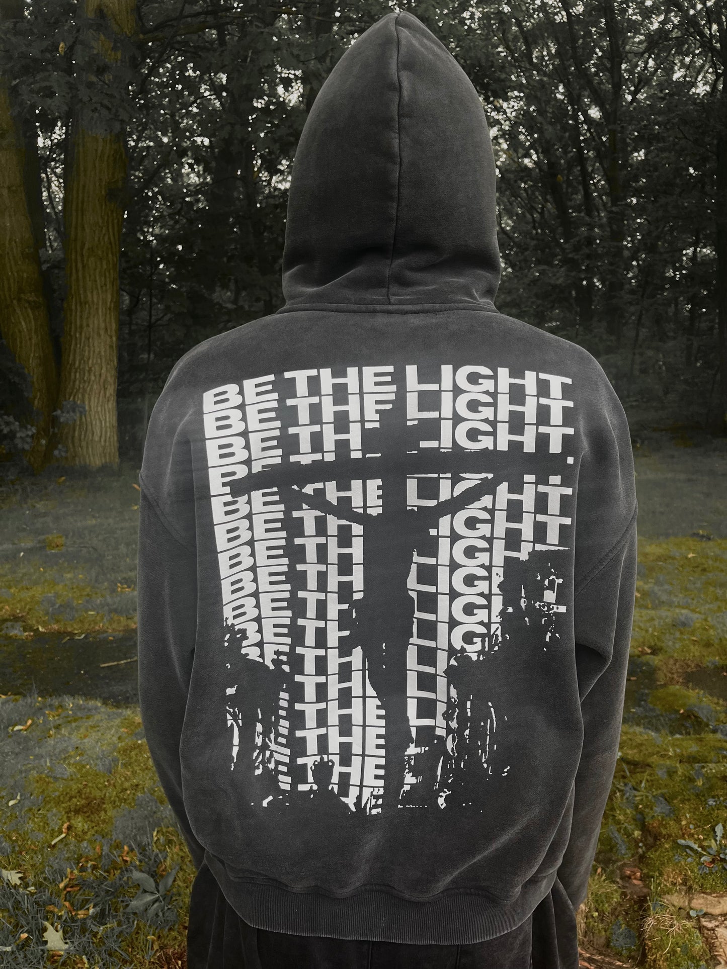"BE THE LIGHT" ZIP UP